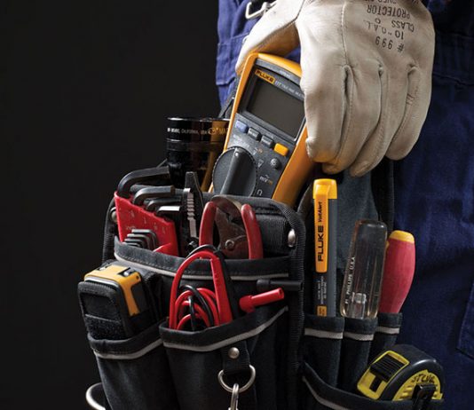 Jak wykorzystać multimetr do diagnostyki samochodu?