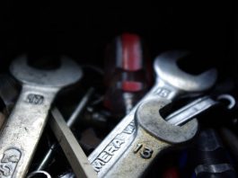 ABC kluczy, czyli wybieramy najlepsze narzędzia do naszego garażu.