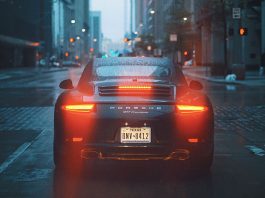 Co warto wiedzieć o światłach samochodowych?