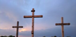 W którym roku powstał młotek?