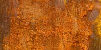 Z jakiego metalu jest młot Thora?