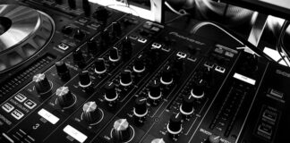 Jak mieszać lakier bezbarwny?