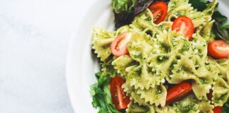 Jaka najlepsza pasta do usuwania rys na lakierze?