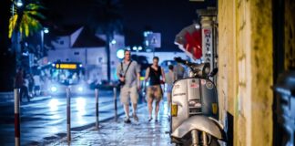 Kto może jeździć skuterem na dowód osobisty?