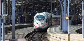 Czym odtłuścić lakier przed polerowaniem?