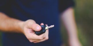 Czy można jechać autem bez kluczyka?