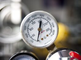W jakich jednostkach mierzy ciśnienie manometr?
