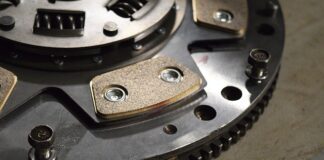 Do czego służy sprzęgło w Mikrometrze?