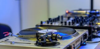 Dlaczego świeci się kontrolka poduszki powietrznej?