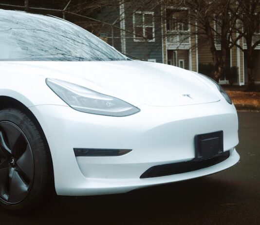 Budowa Stacji Ładowania Samochodów Elektrycznych