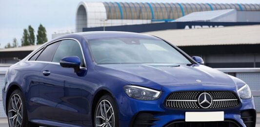 Wypożyczalnia aut przyjazna rodzinom? Sprawdź które punkty na mapie Poznania warto odwiedzić! Wypożyczalnia aut przyjazna rodzinom